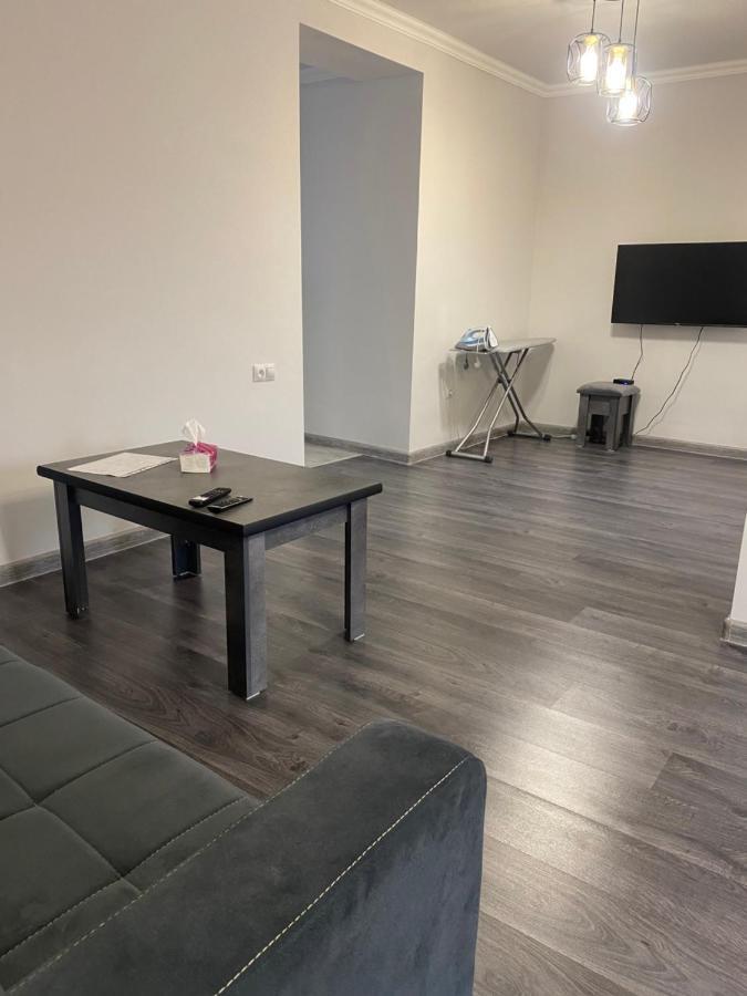 2 Cosy Apartment In Townhouse Near Airport Evn Geghanist  Екстер'єр фото